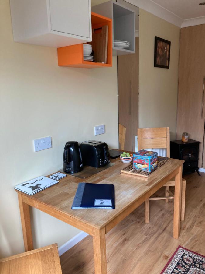 Hotel The Buttery Brundall Esterno foto